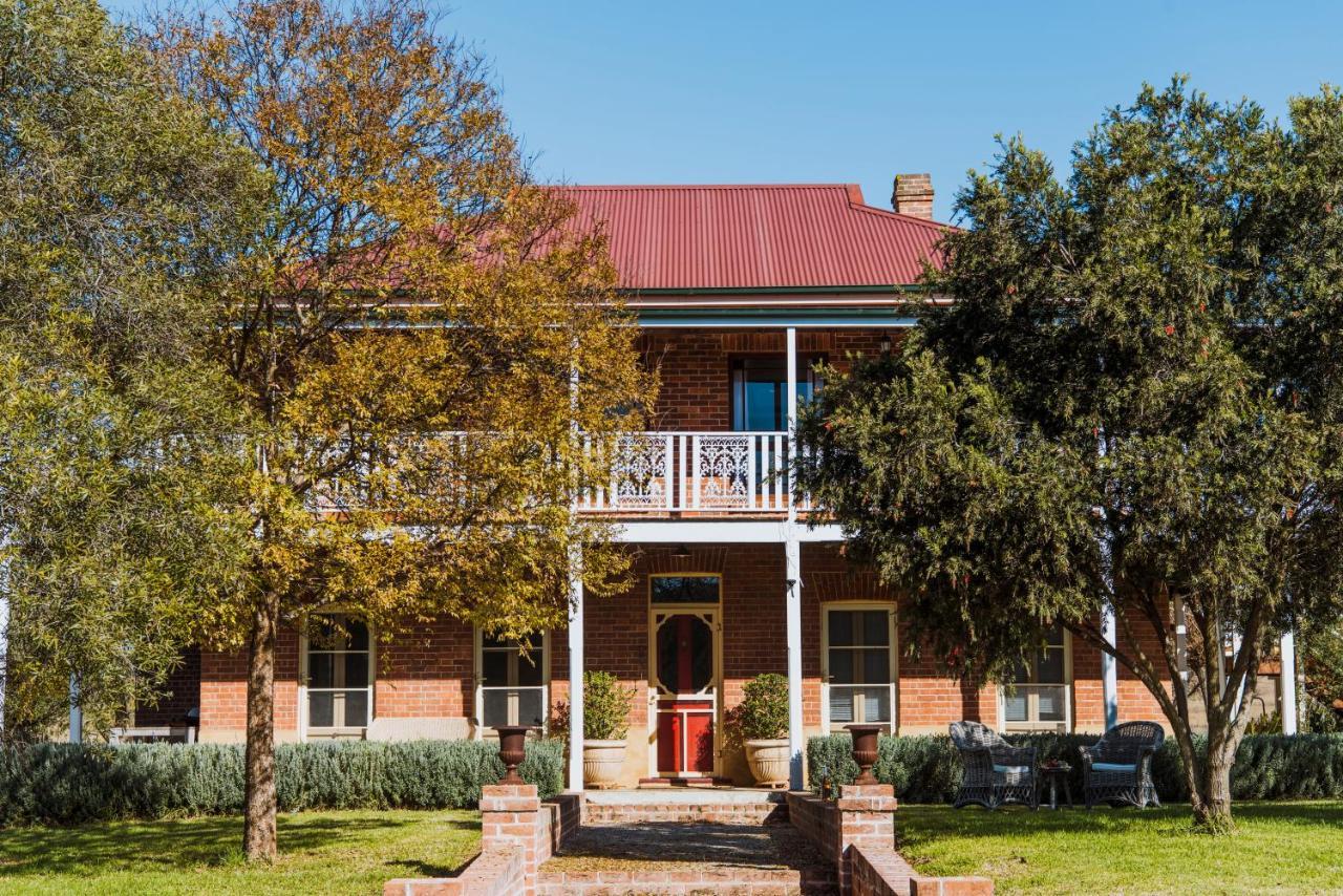 Enfield House Mudgee Acomodação com café da manhã Exterior foto